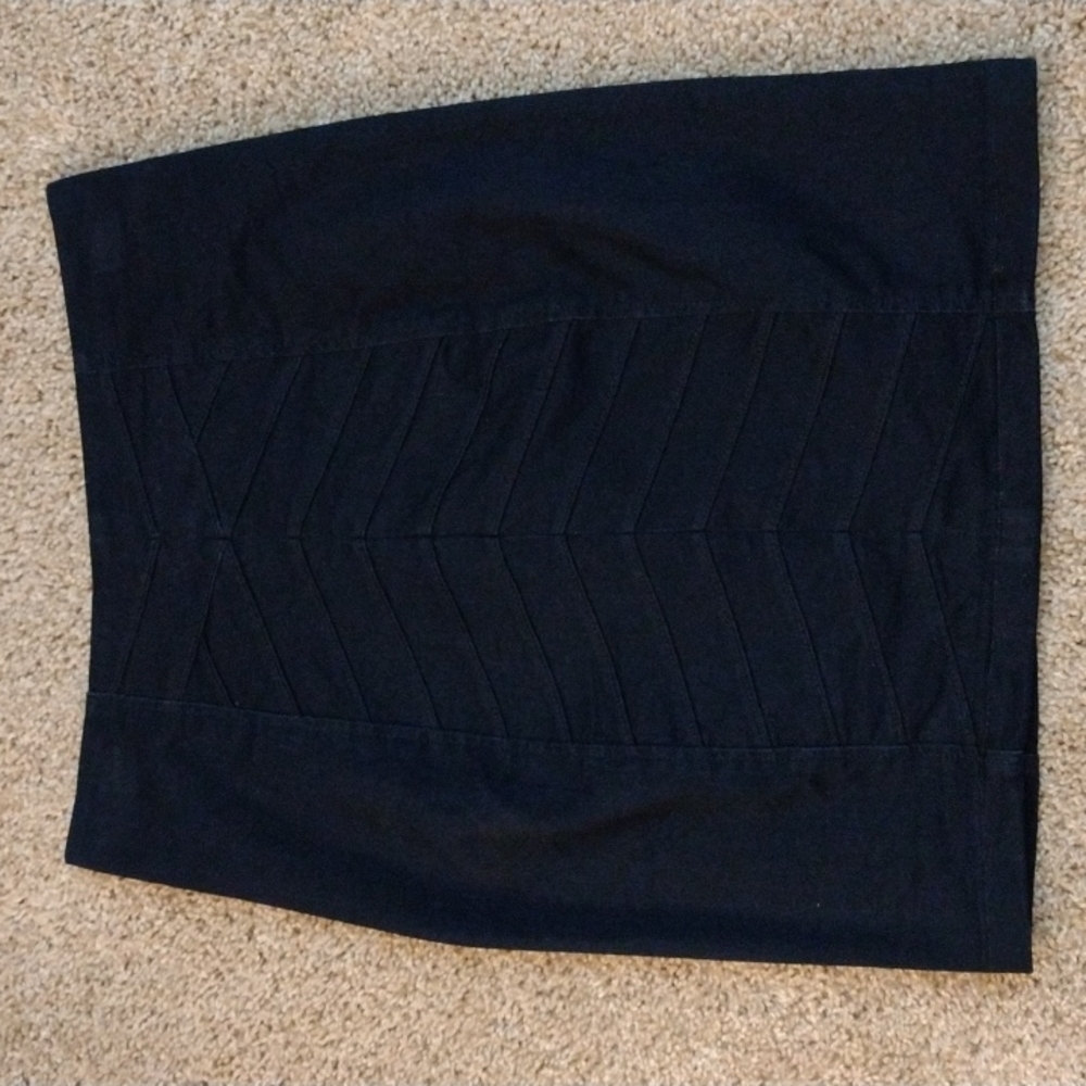 Express Chrevron-Paneled Denim Pencil Skirt